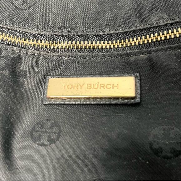 Tory Burch Black Pebbled Leather Expandable Hobo Shoulder Bag - Picture 11 of 13